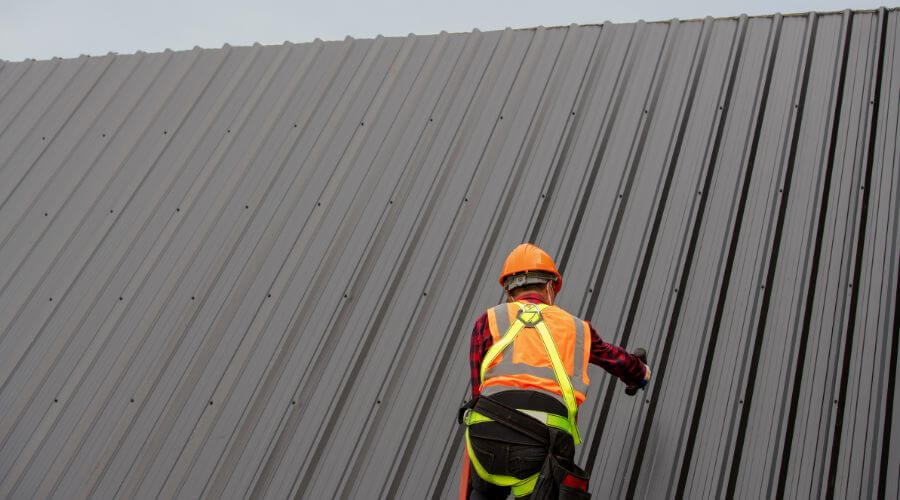 Professional gutter cleaning in Pawnee City, NE